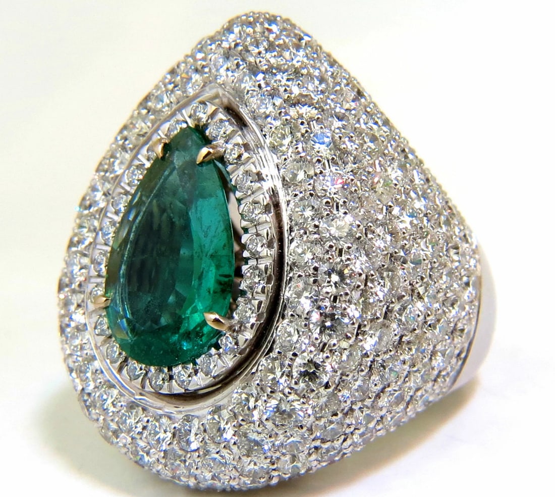 17.60CT 18K NATURAL FINE GREEN EMERALD DIAMOND 3D PUFFED DOME DECO RING+: Title: 17.60CT 18K NATURAL FINE GREEN EMERALD DIAMOND 3D PUFFED DOME DECO RING+ Description: MAGNIFICENT JEWELS The Puffed Dome Deco 3.10ct. Natural Emerald Ring Full cut brilliant pear shape VS- Clea