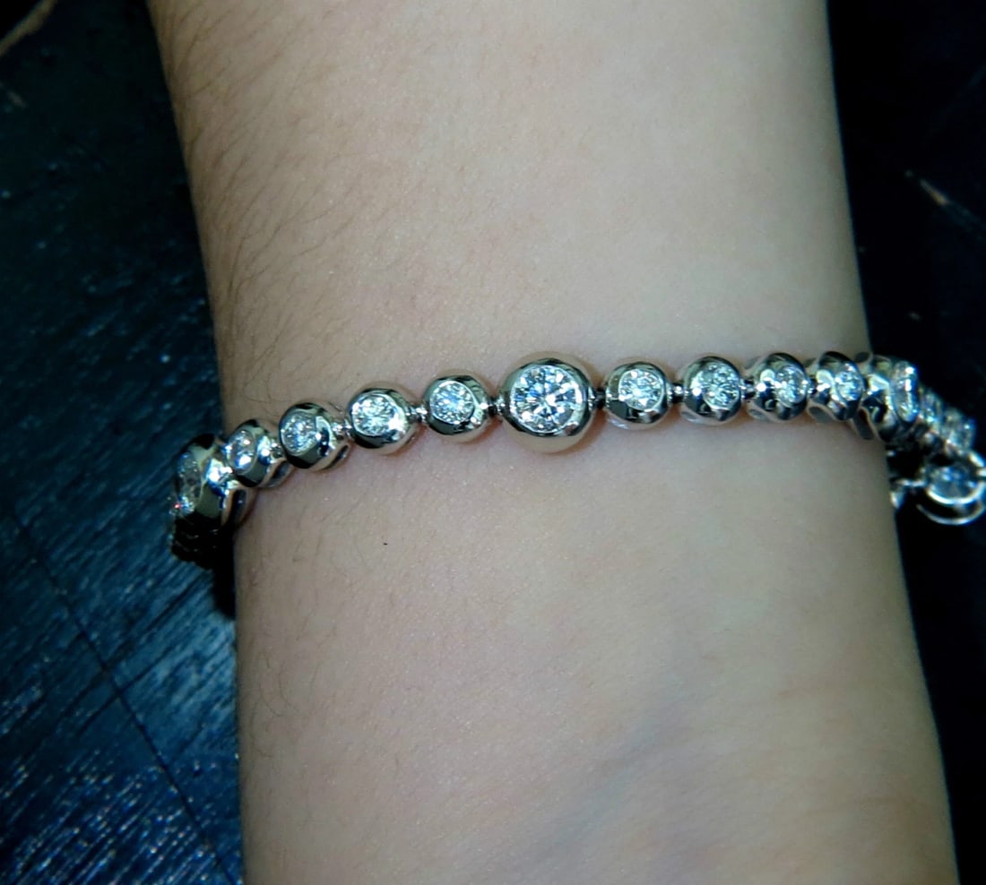 3.65CT NATURAL DIAMONDS TENNIS BRACELET 14KT FLUSH** - 12