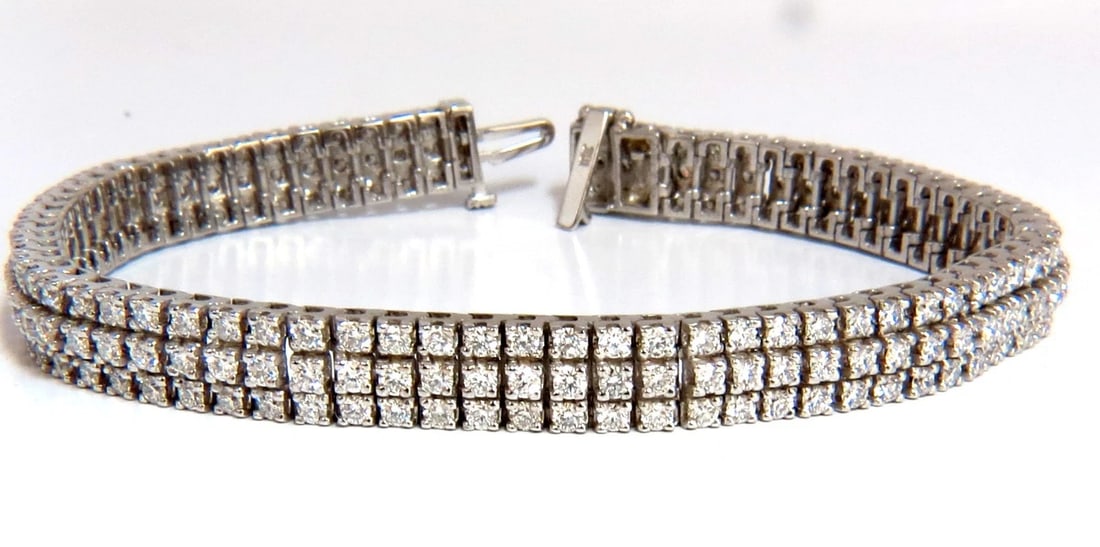 5.50ct natural round brilliant diamonds three row tennis bracelet 14kt gold**: Title: 5.50ct natural round brilliant diamonds three row tennis bracelet 14kt gold** Description: 5,50 quilates. Pulsera de tres filas de diamantes naturales. Redondos, corte completo. Color G Clarida