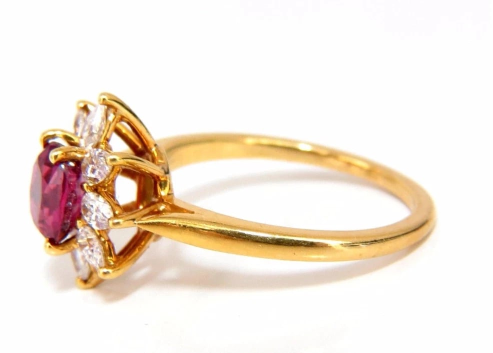 1.20ct Natural Ruby Diamonds Halo Pear Ring 18kt** - 8