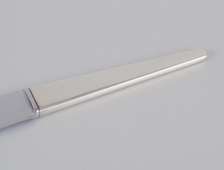 Henning Koppel for Georg Jensen. A set of four Caravel dinner knives in sterling silver with - 5