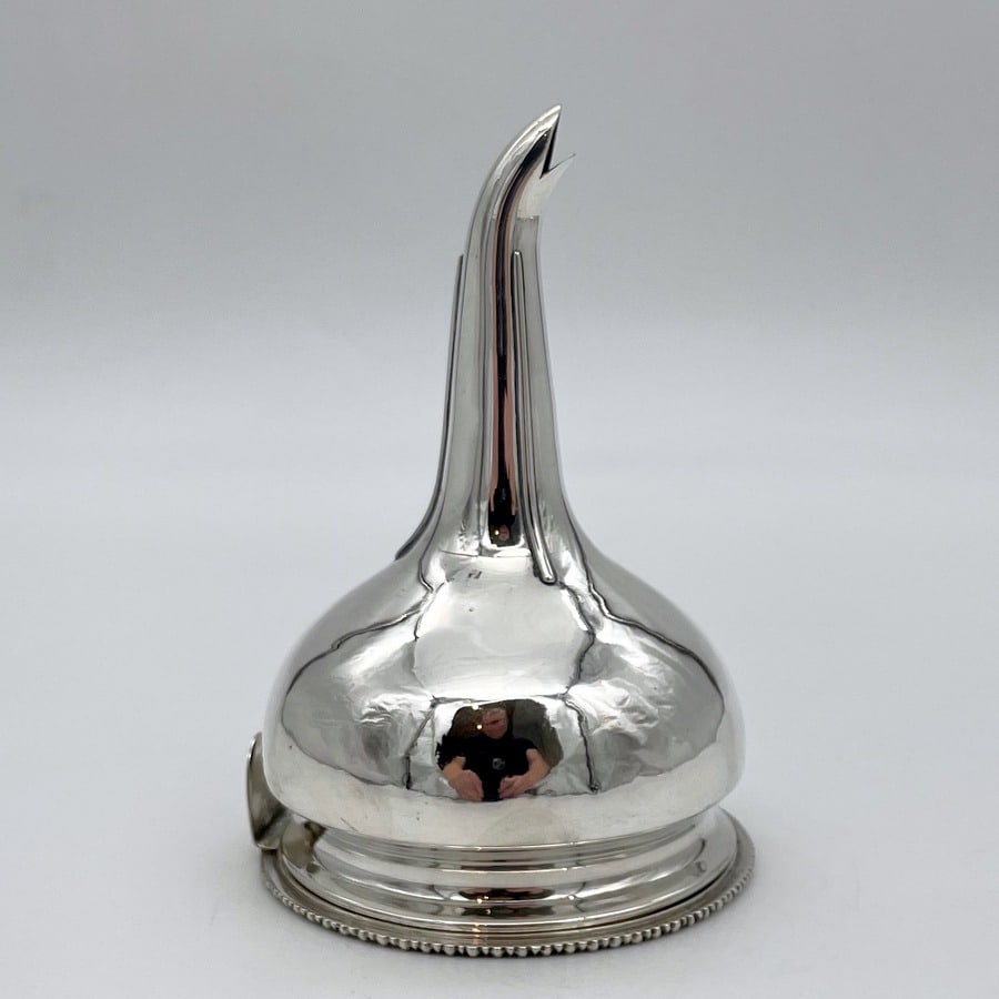 Early 19th Century George IV Sterling Silver Wine Funnel London 1826 Edward Barton - 3