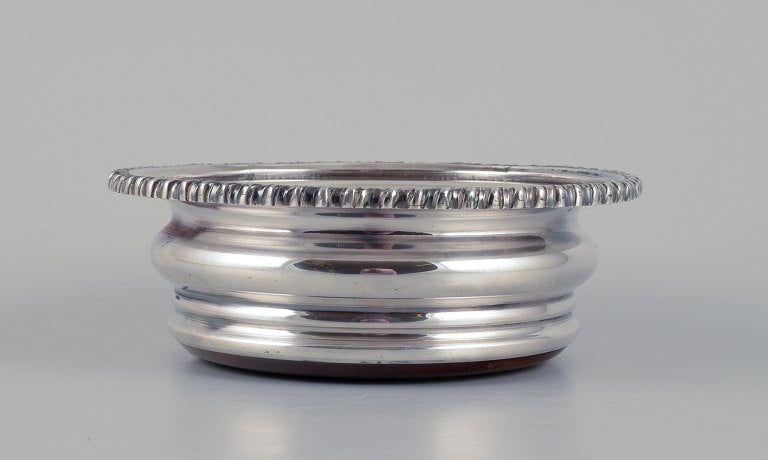 Danish bottle coaster in plated silver and wood. High-quality and heavy. - 2