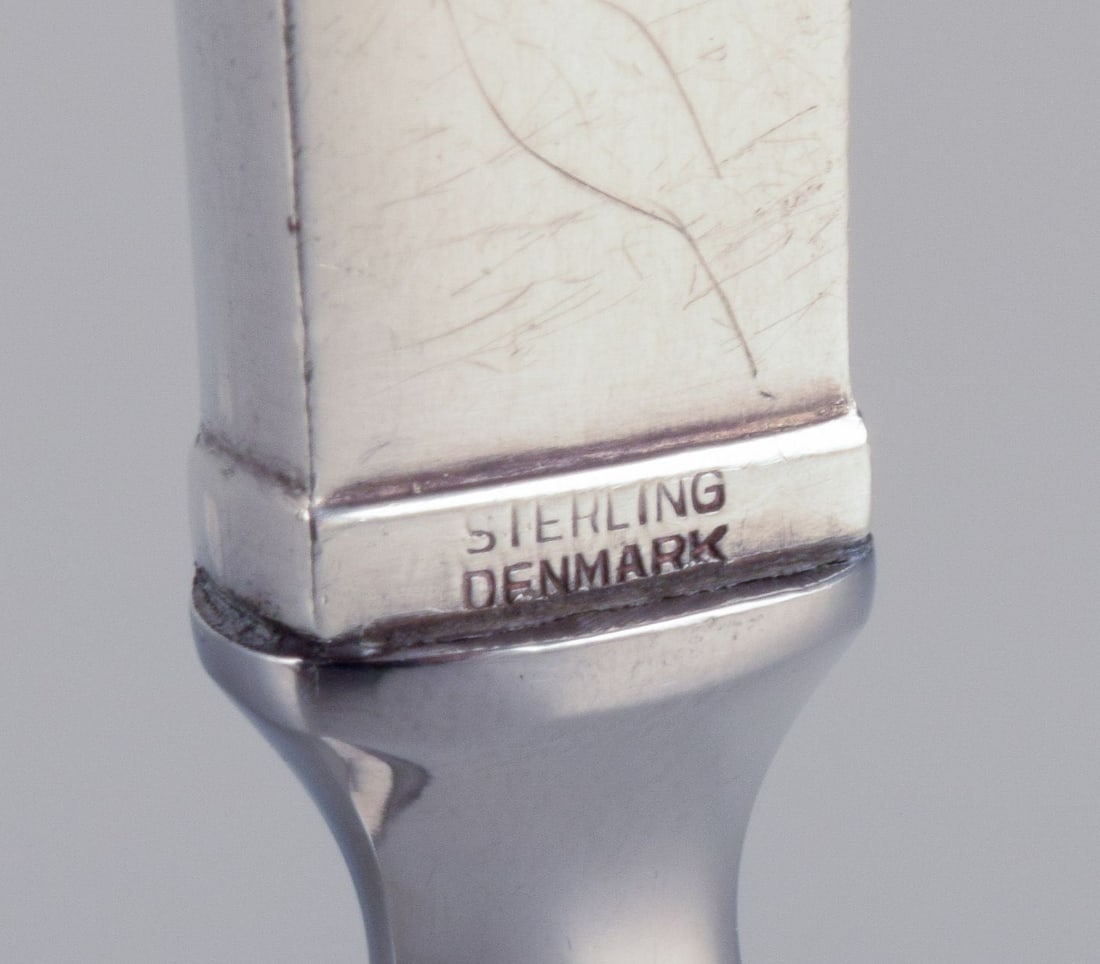 Georg Jensen Pyramid. Bottle opener in sterling silver and stainless steel. - 8