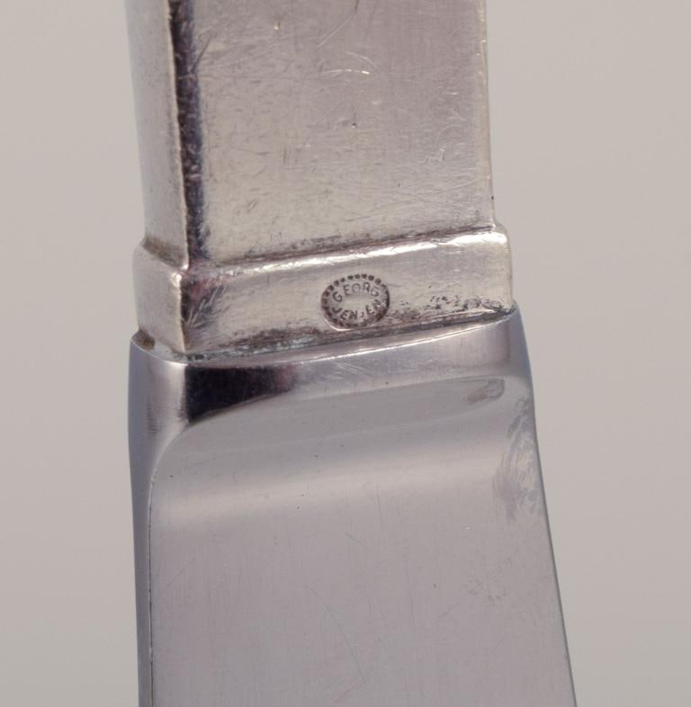Georg Jensen Pyramid. Four short-handled lunch knives in sterling silver with stainless steel blades - 9