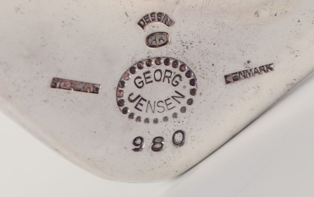 Henning Koppel for Georg Jensen. Colossal bowl in sterling silver on a three-legged base. Approx. - 5