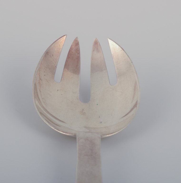 Georg Jensen Pyramid serving fork in sterling silver. - 4