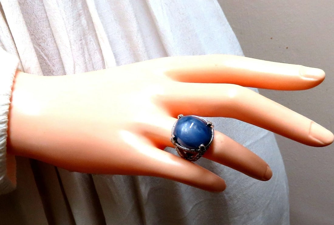 GIA Certified 49.73ct No Heat Color Change Star Sapphire Diamonds Ring 18kt - 9