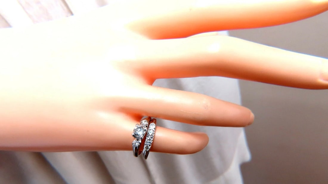 .68ct Diamond Solitaire Ring + Band 14kt Set - 8