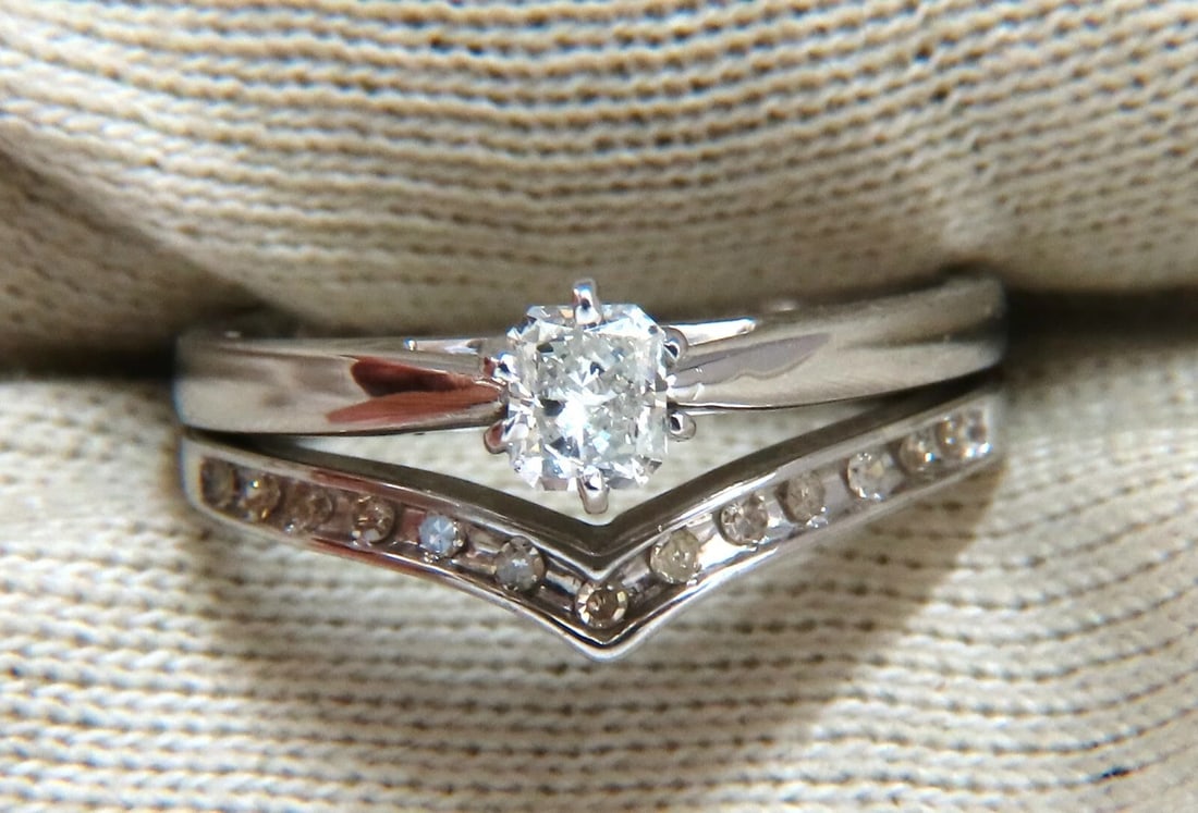 .60ct Natural Cushion Cut Diamond Ring Vintage 18kt - 4