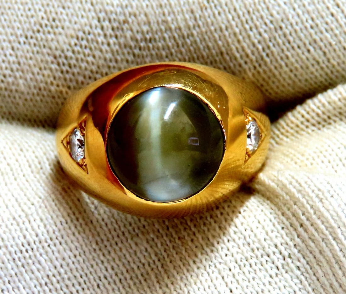 GIA Certified Natural Chrysoberyl Cats Eye Mens Diamond Signet Ring 18kt - 6
