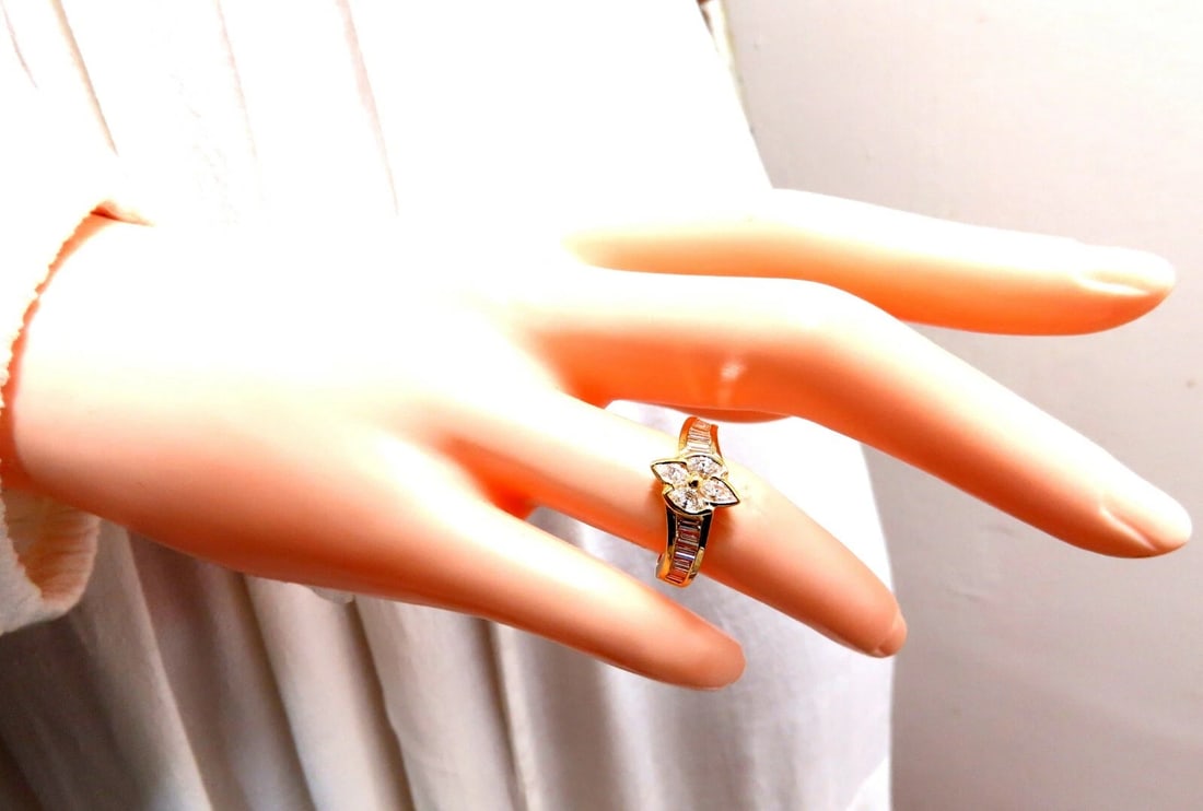 1.10ct. Natural Marquise Diamonds Cluster Ring 18kt Baguette Accents - 9