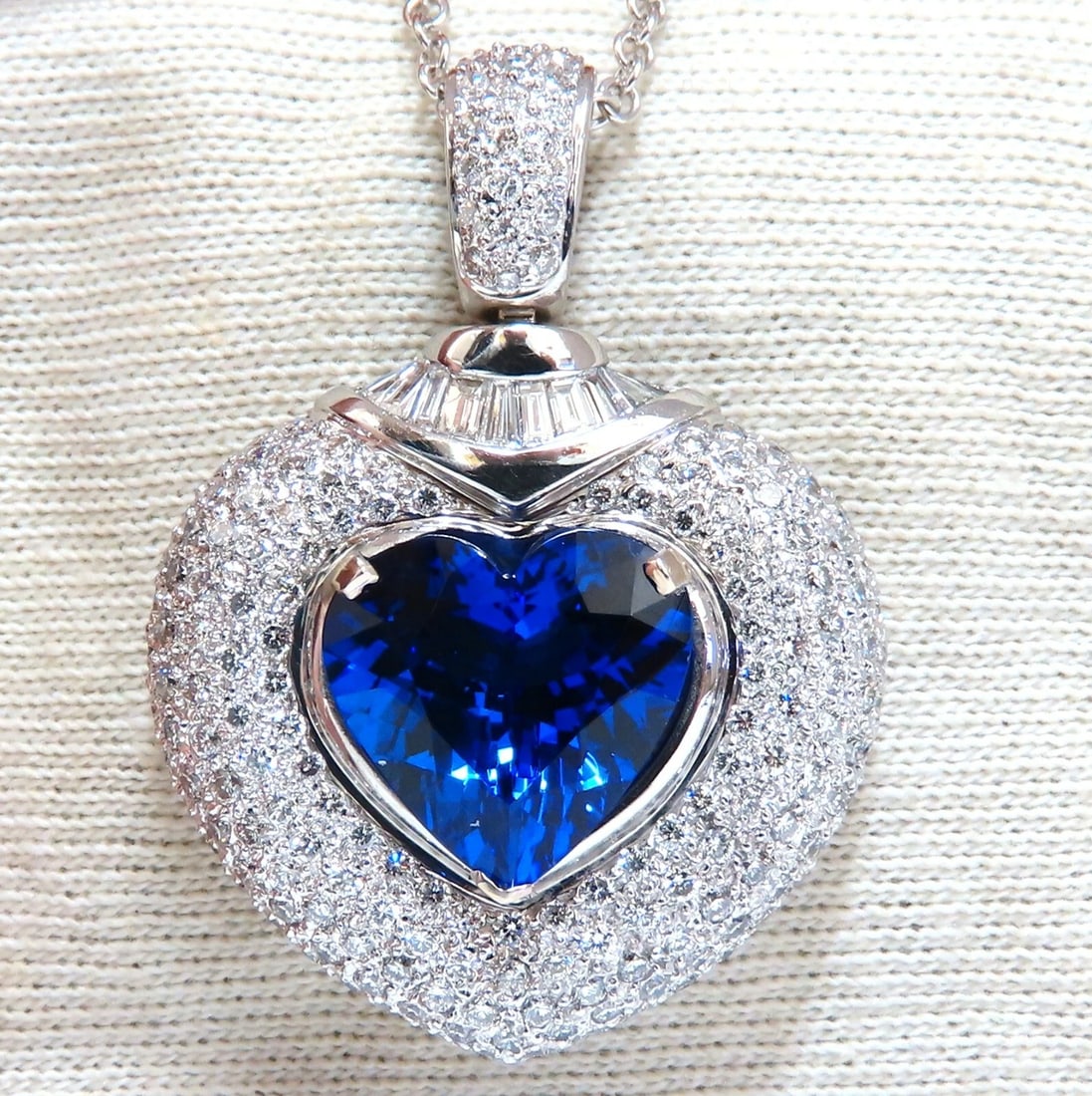 GIA Certified 8.50ct Natural Heart Tanzanite Diamond Necklace 14kt Gold Prime** - 2