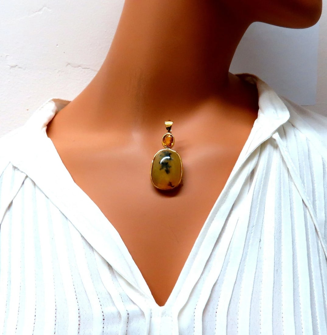 GIA Certified Natural Opal Yellow Sapphire Pendant Retractable Clasp 18kt** - 4