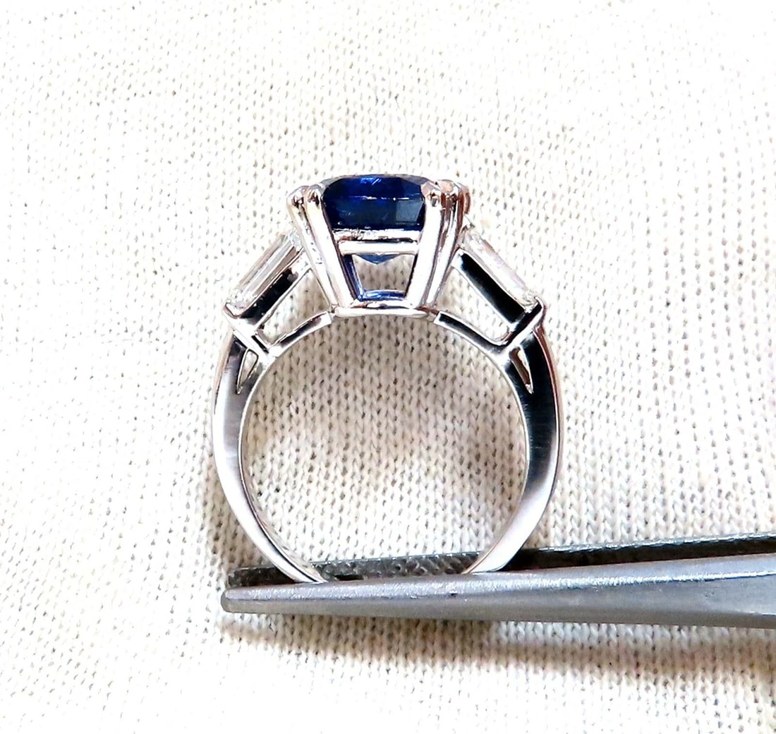 4.44ct GIA Certified Natural Color Change Blue Sapphire Ring 18 Karat - 5
