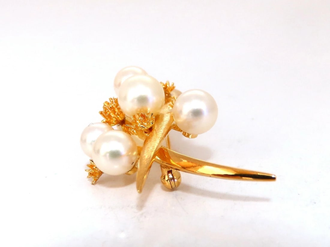 Akoya Pearls 14 Karat Gold Pin ** - 4