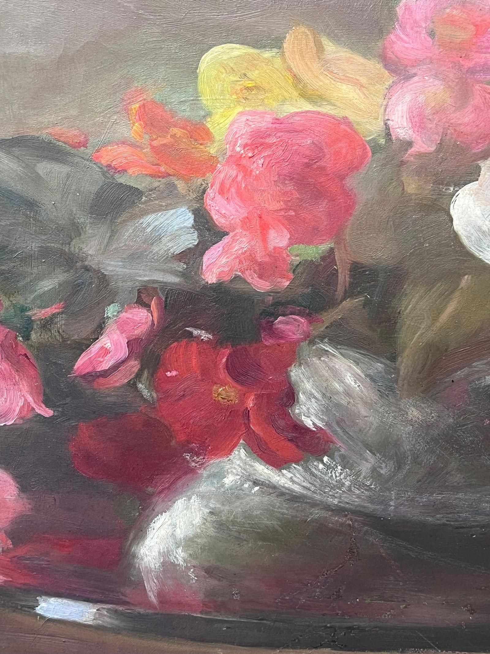 1900's French Impressionist Oil on Canvas Pretty Flowers Still Life Natural 1900 - 10