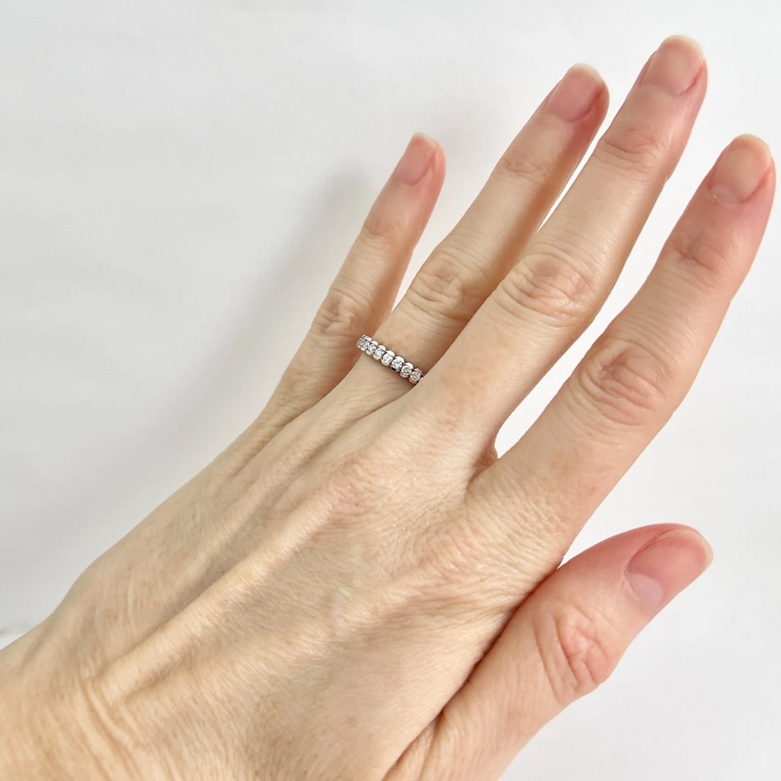 Diamond Channel-Set Geometric Scalloped Wedding Band Ring 14K White Gold - 3