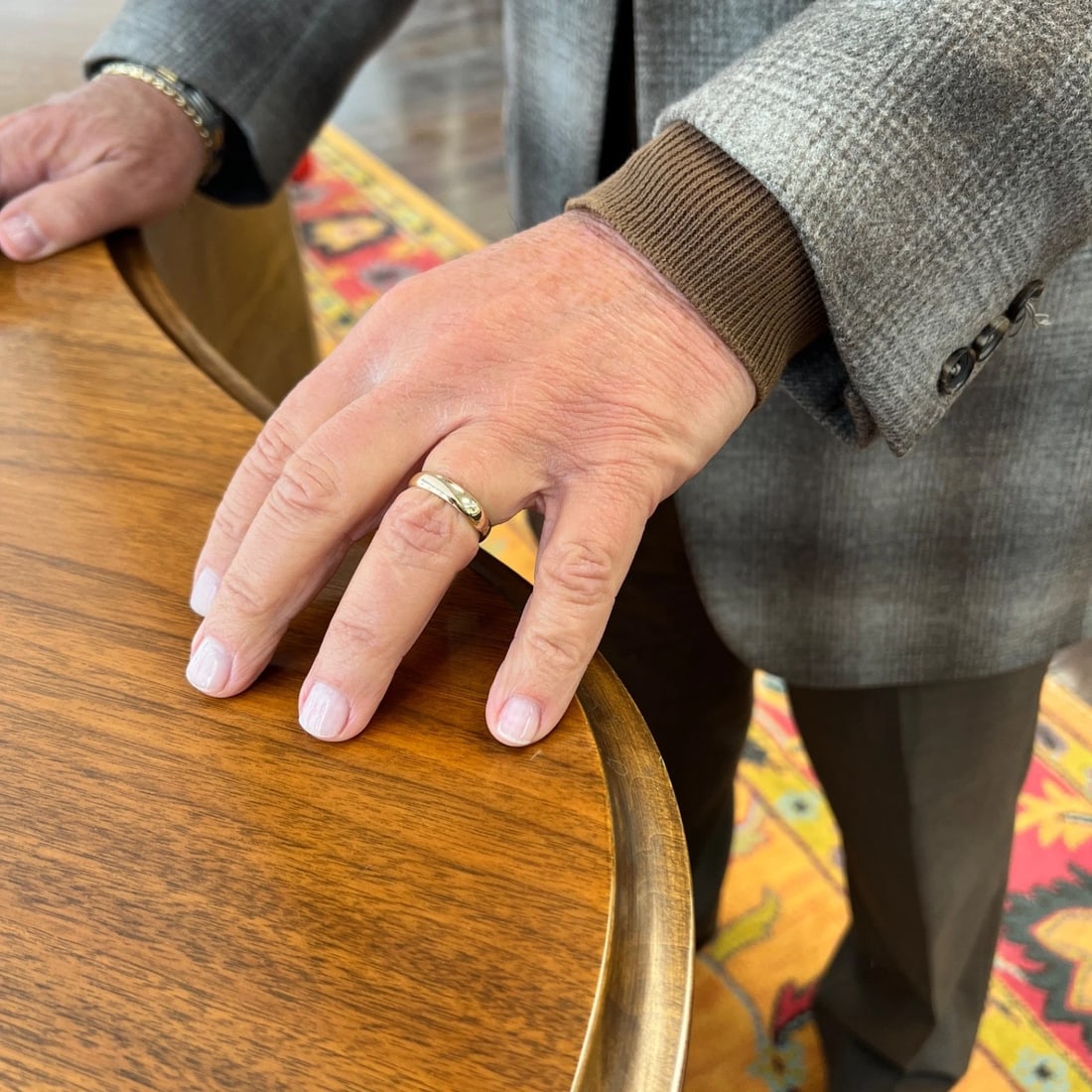 Men's Plain Classic Rounded Wedding Band Ring 14K Yellow Gold, Size 10, 4.8 mm - 4