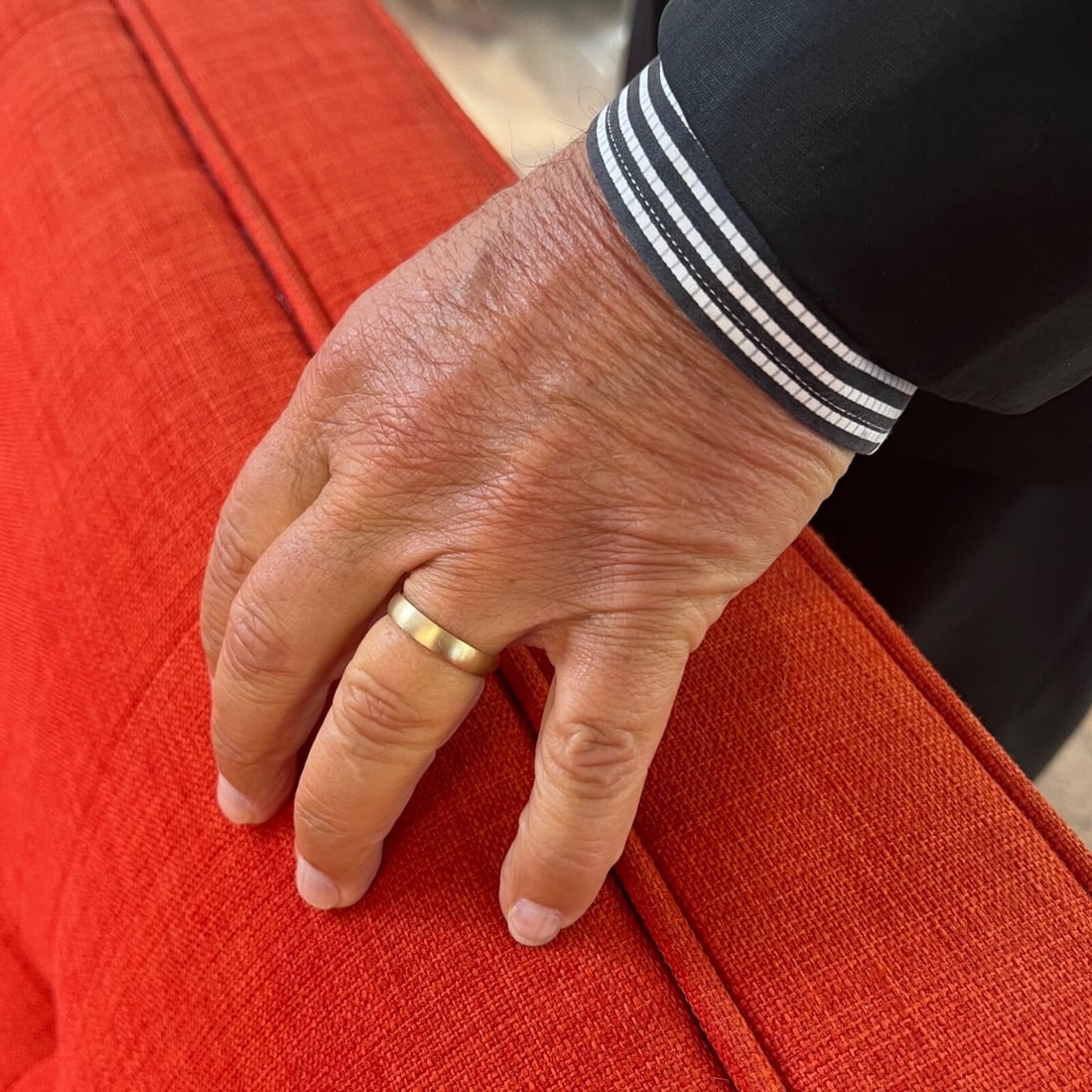 Men's Satin Comfort Fit Wedding Band Ring 14K Yellow Gold, Size 10.5, 4.5 mm - 2