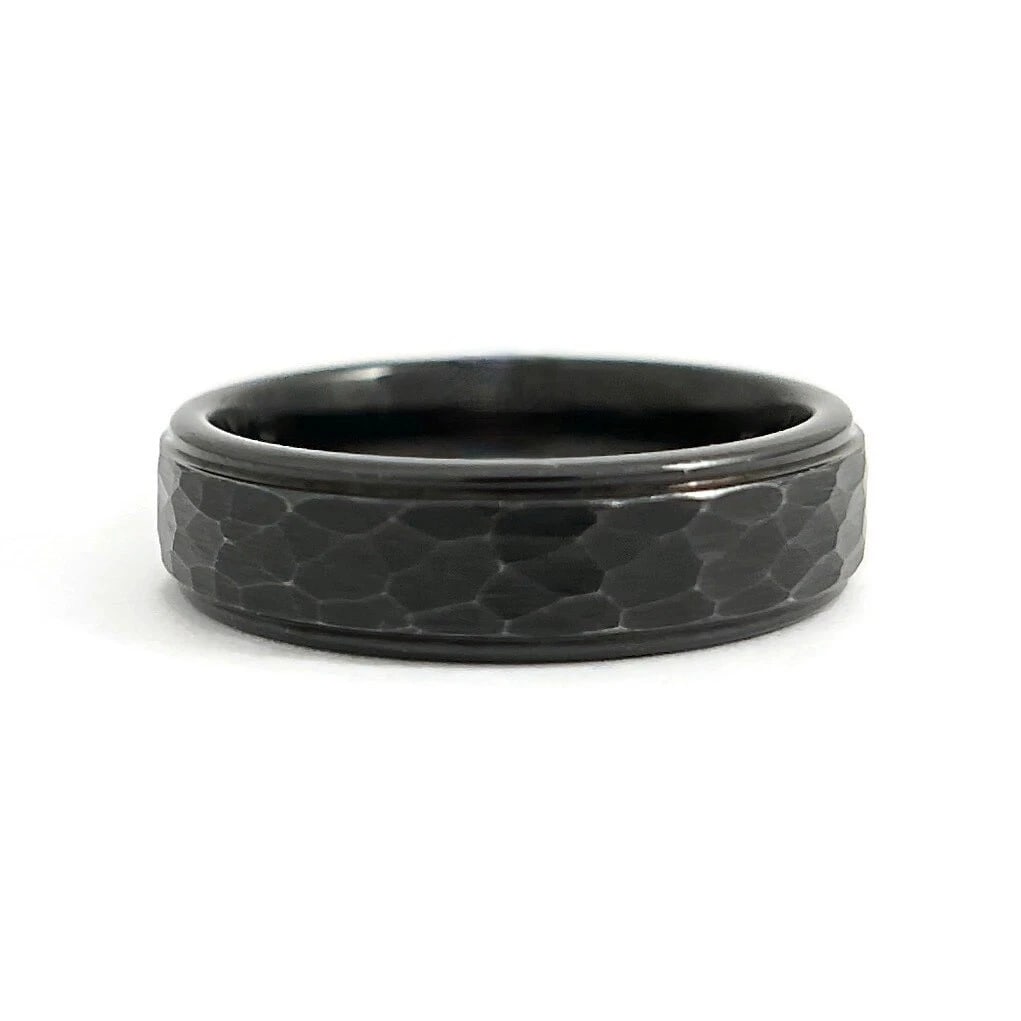 Men's Black Step-Edge Hammered Wedding Band Ring Tungsten, Size 10, 6 mm (1 of 7)