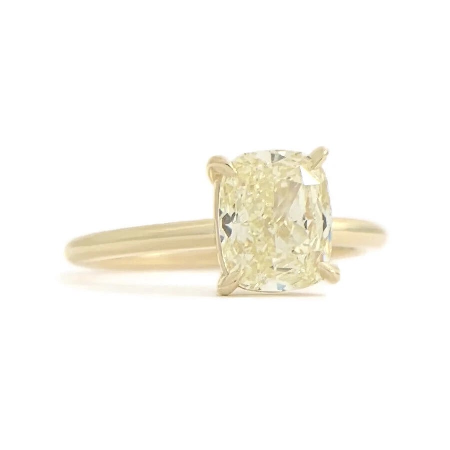 Light Yellow Cushion Solitaire Diamond Engagement Ring 14K Yellow Gold, 1.40 CT: Light Yellow Cushion Solitaire Diamond Engagement Ring 14K Yellow Gold, 1.40 CT This is a gorgeous diamond engagement ring! Please let us know if you have any questions! Diamonds: 1 cushion cut