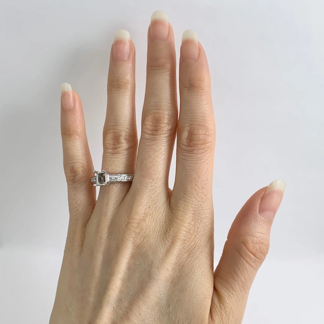 3-Sided Pave Diamond Engagement Ring Setting Mounting 18K White Gold, 5.09 Gr - 3