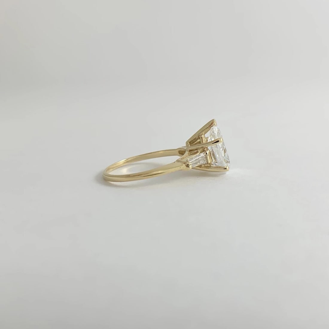 Pear Tapered Baguette CZ Cubic Zirconia Engagement Ring 14K Yellow Gold, 2.26 Gr - 8