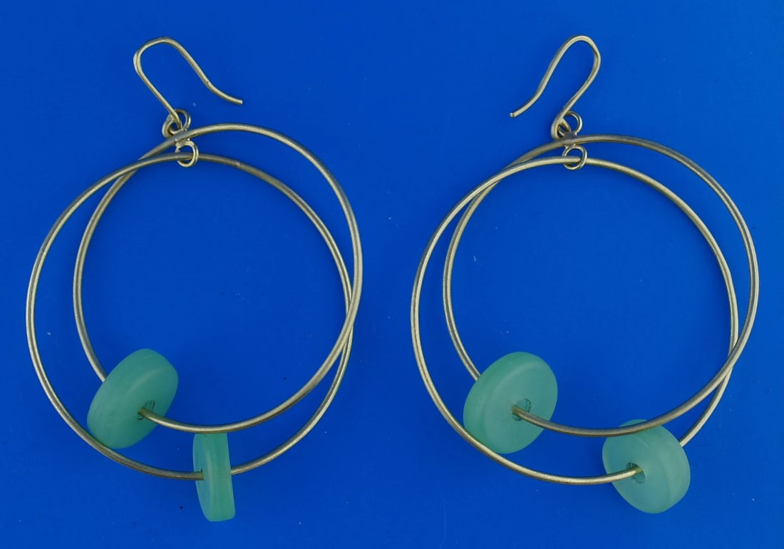 L. FRANK 22K YELLOW GOLD GREEN GLASS STONE DOUBLE HOOP EARRINGS C.1980 - 4
