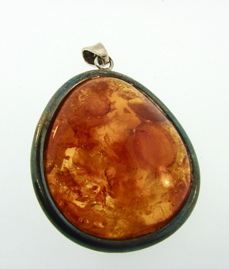Amber Oxidized Sterling Silver Oval Pendant - 4