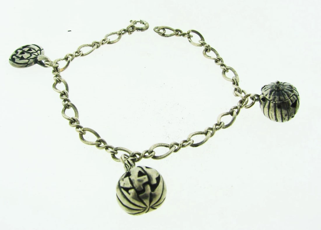 SPOOKY Sterling Silver Halloween Charm Bracelet! (1 of 3)