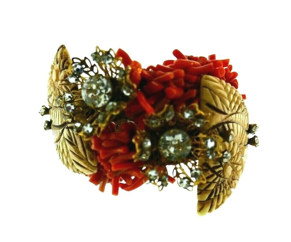 MIRIAM HASKELL Coral, Gold Plate & Rhinestone Bracelet Vintage - 2