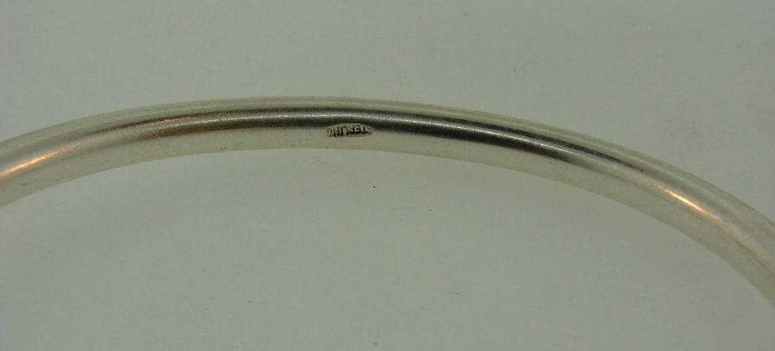 GROOVY Sterling Silver Bangle - 6