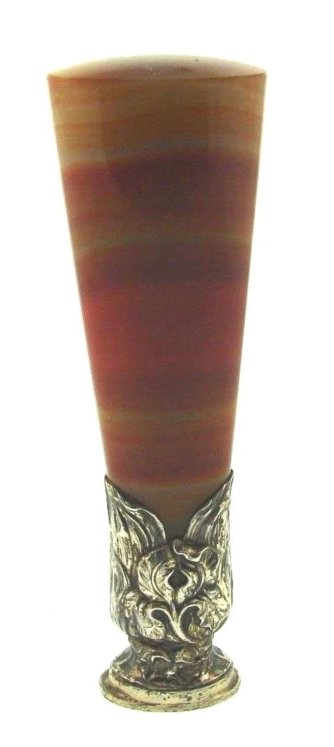 GORGEOUS European Silver & Agate Seal Circa 1900s: Title: GORGEOUS European Silver & Agate Seal Circa 1900sDescription: European Silver & Agate Seal Circa 1900s · Wonderful seal that is a necessity in your collection. · The weight in