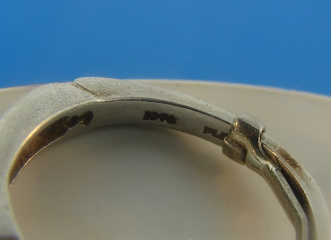 Deco Platinum and Diamond Wedding Band Ring - 3