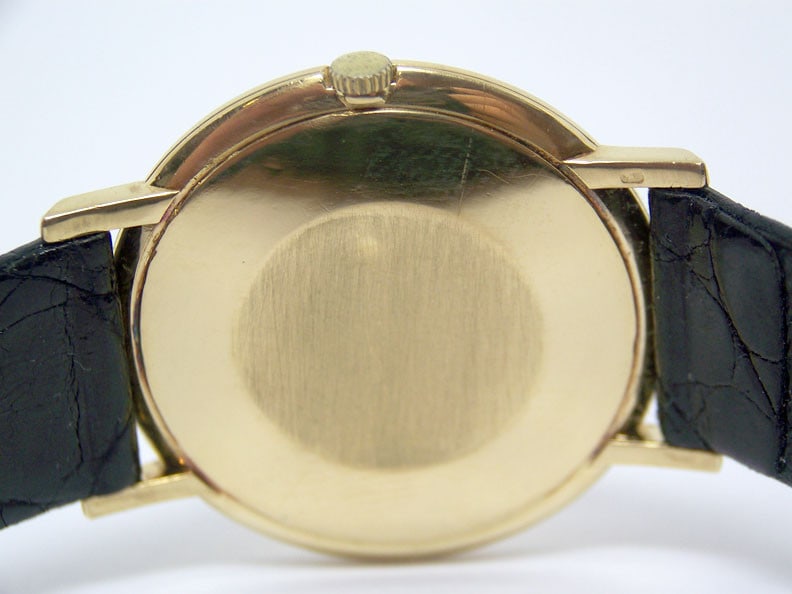 Unisex Solid 18k OMEGA Winding Watch c.1970s Cal.620 in Excellent Condition - 11