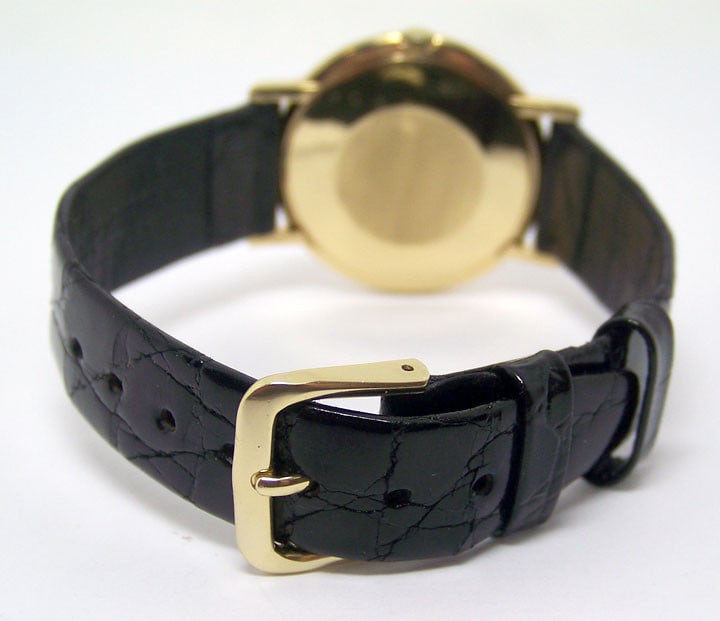 Unisex Solid 18k OMEGA Winding Watch c.1970s Cal.620 in Excellent Condition - 7