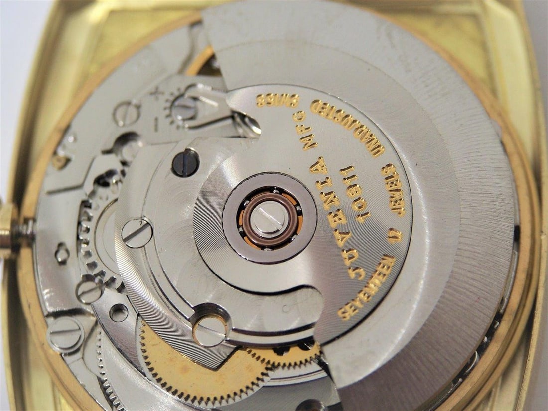 Solid 18K Gold Unisex JUVENIA MACHO 25J AUTOMATIC Watch Ref 11681* EXLNT - 10