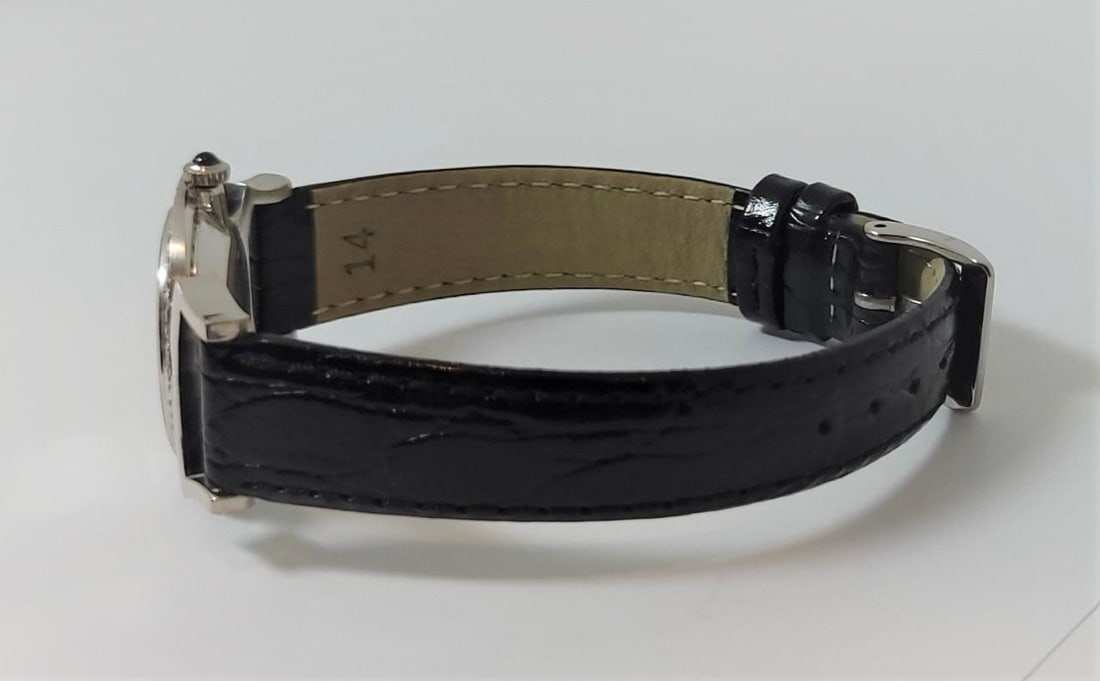 Solid 18k White Gold Ladies BAUME & MERCIER Watch Factory Set Diamonds 36646* EXLNT - 2