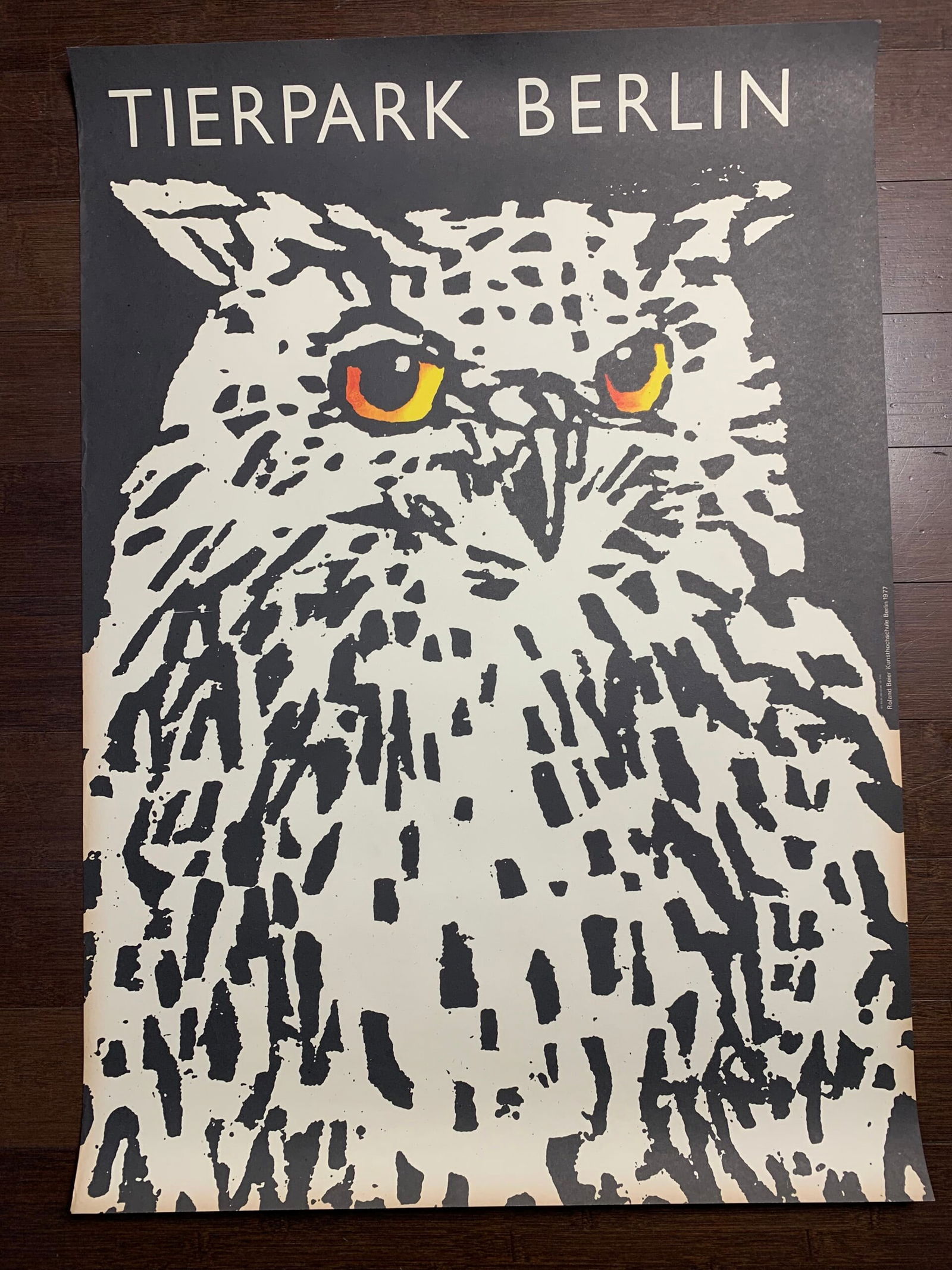 Original Tierpark Berlin Zoo (1974) 22.5 x 32 German Advertising Poster: Title: Original Tierpark Berlin Zoo (1974) 22.5 x 32 German Advertising Poster Description: Original Tierpark Berlin Zoo (1974) 22.5 x 32 German Advertising Poster Please refer to the attached photos