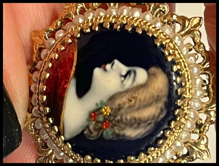 Exquisite Vintage 14k Limoges France Hand Painted Cameo with Seed Pearls - 11