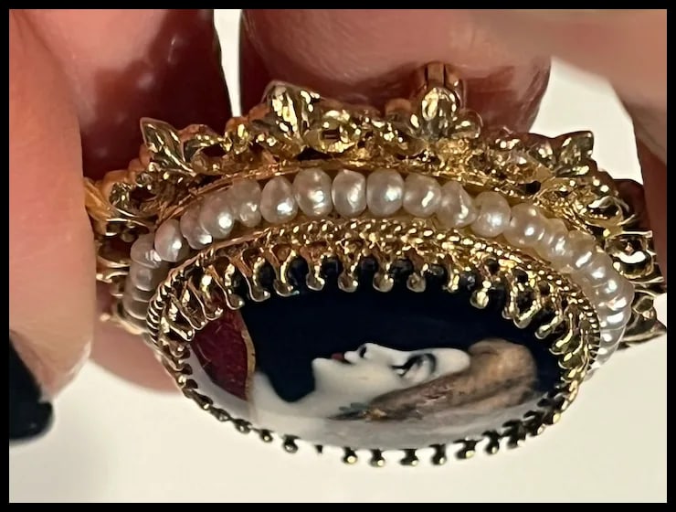 Exquisite Vintage 14k Limoges France Hand Painted Cameo with Seed Pearls - 13