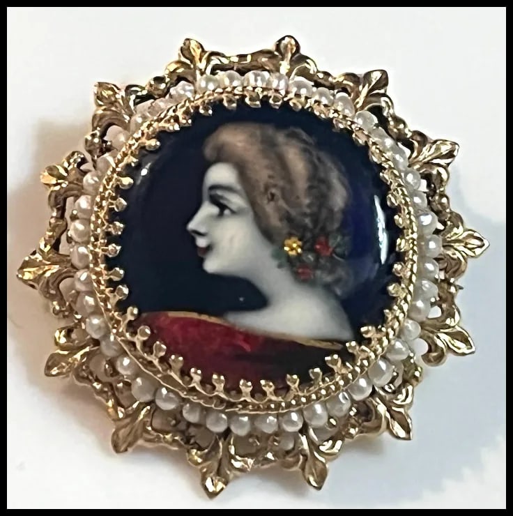 Exquisite Vintage 14k Limoges France Hand Painted Cameo with Seed Pearls - 2