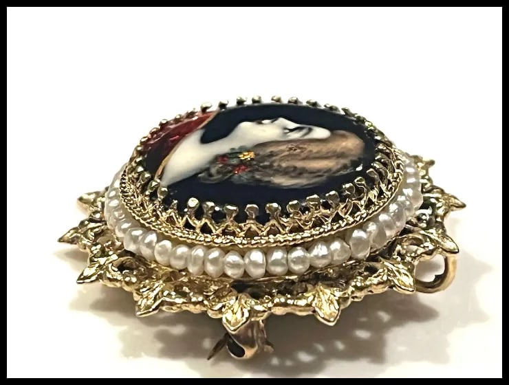Exquisite Vintage 14k Limoges France Hand Painted Cameo with Seed Pearls - 7