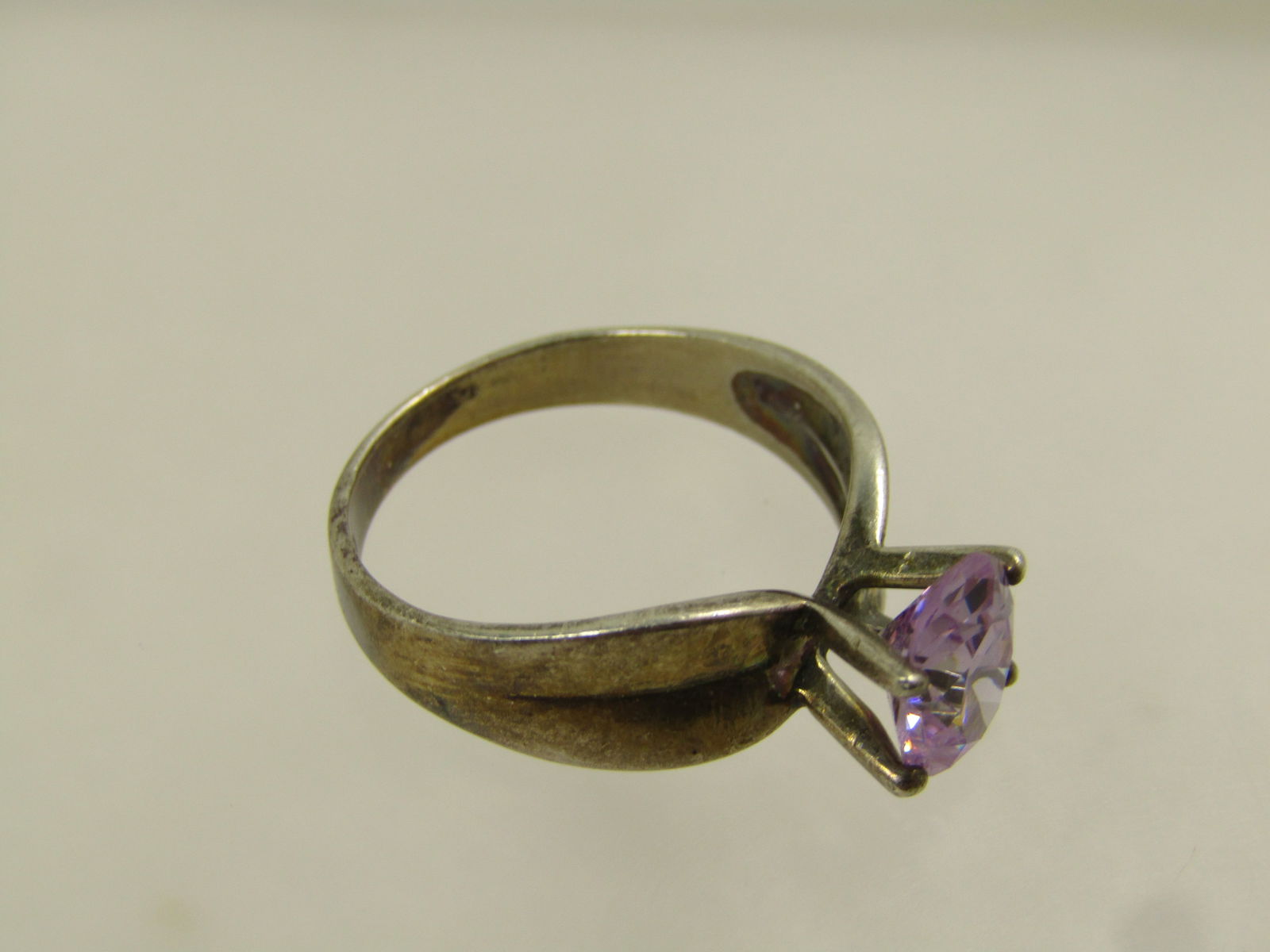 Vintage Sterling Lavender Stone Ring, Sz. 9. 1970's-1980's, Signed (M) - 4