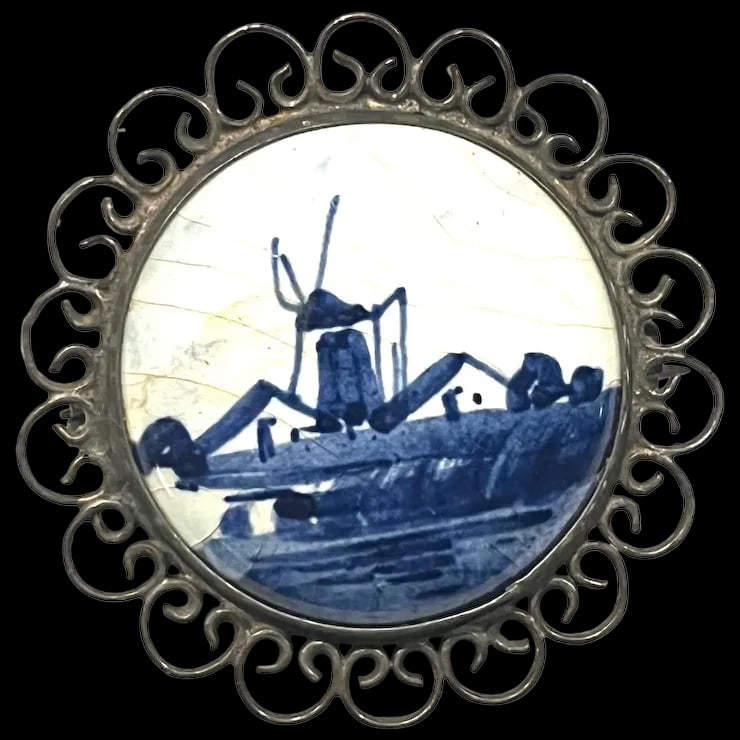 Vintage Delft Holland Windmill 835 Silver Hand Painted Booch: Title: Vintage Delft Holland Windmill 835 Silver Hand Painted Booch Description: Vintage Delft Holland Windmill 835 Silver Hand Painted BoochHallmarked: No Hallmark seen, tested as 835 Silver Weighs:
