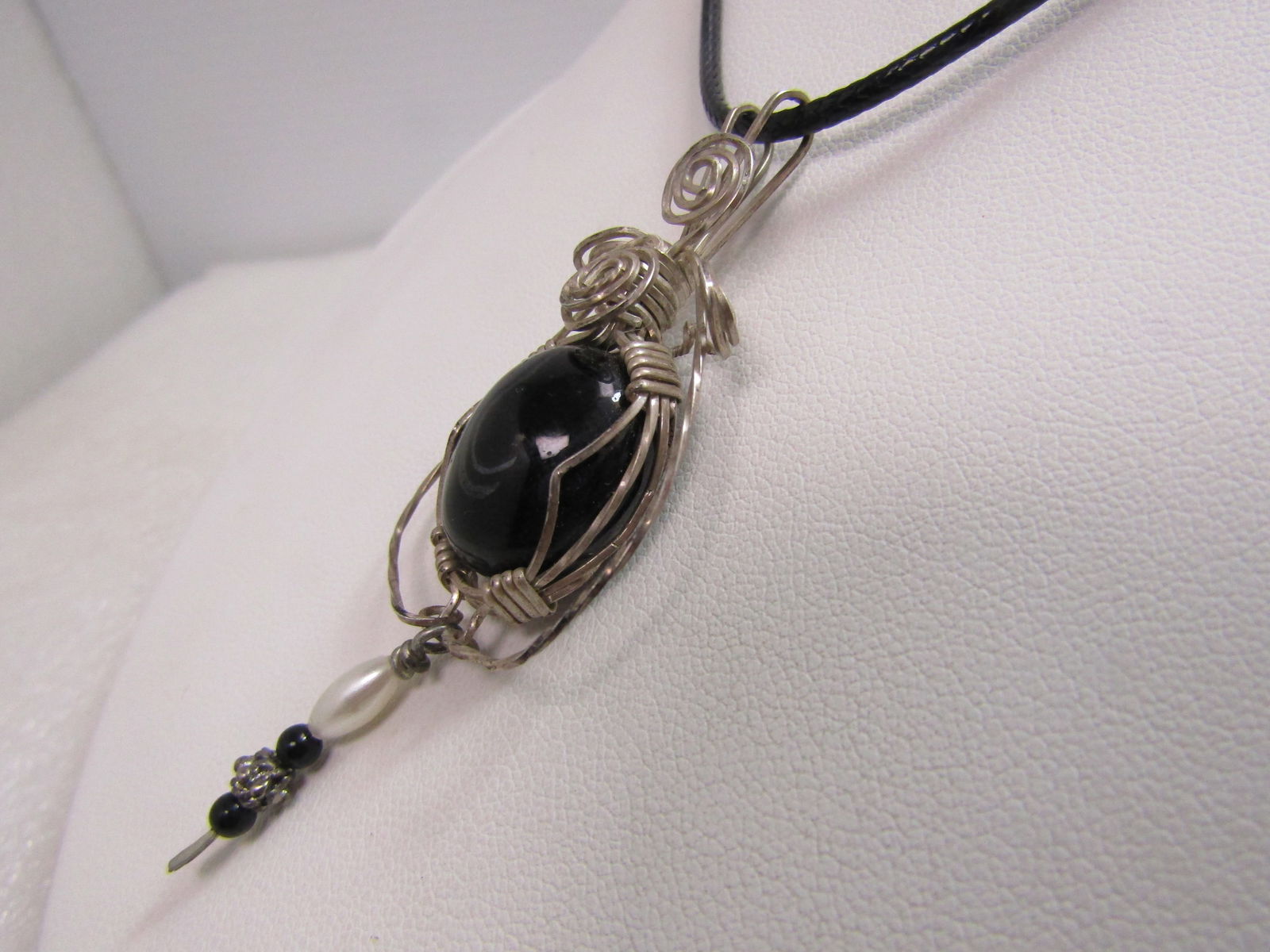 Vintage Sterling Wire Wrapped Black Glass Pendant/Necklace, 18"-20", 1980's-1990's - 7