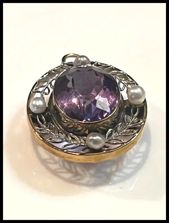 Vintage 14k Two Tone White and Yellow Gold Pendant/ Brooch with Amethyst and Seed Pearls - 4