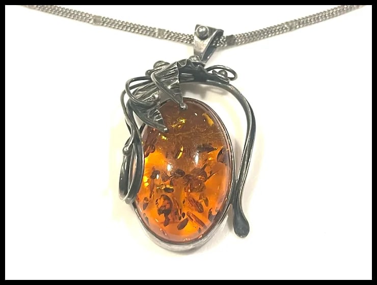 Estate Sterling Silver Large Baltic Amber Pendant on Unusual Sterling Chain/Necklace - 2