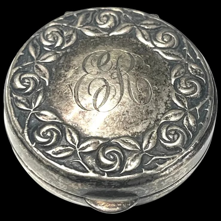 Vintage Sterling Silver Art Nouveau Pill Box/ Trinket Case (1 of 6)